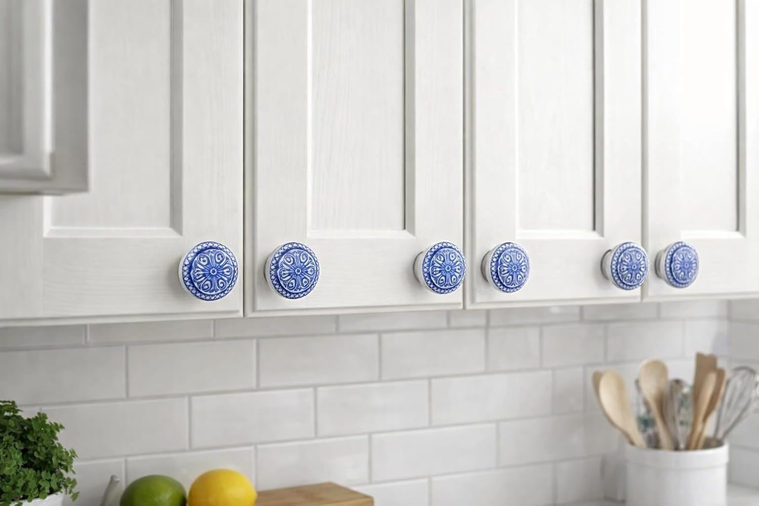 Hand Painted Blue Floral Ceram – Cabinet Knob Round Bewertung und Preis